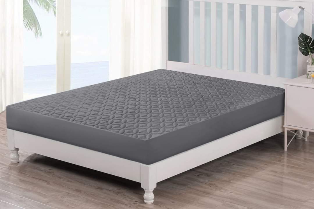 Quilted waterproof Mattress Cover - Grey